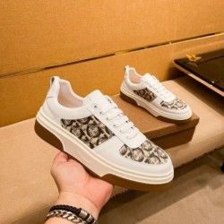 FERRAGAMO サルヴァトーレ フェラガモ 今季人気 2024SS メンズ用 カジュアルシューズ