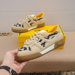 FENDI フェンデイ 季節の変わり目に活躍する 2024SS メンズ用 カジュアルシューズ