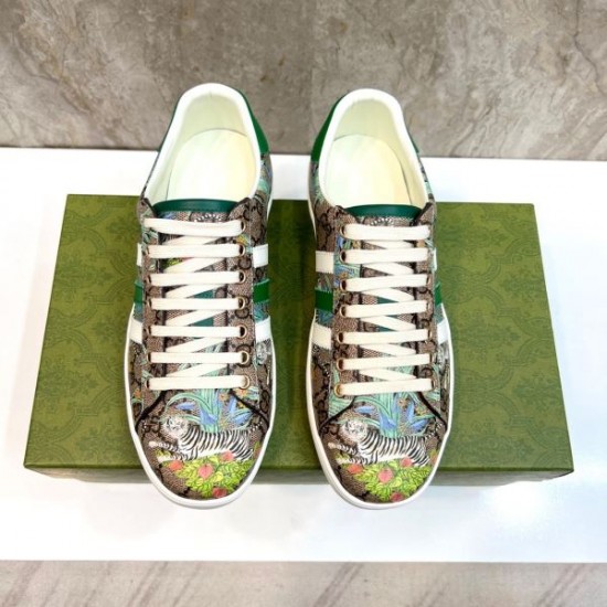 GUCCI グッチ きれいめな印象で着こなし 2024SS メンズ用 カジュアルシューズ GUCCI グッチ きれいめな印象で着こなし 2024SS メンズ用 カジュアルシューズ