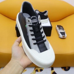 GUCCI グッチ トレンドのコーディネート 2024SS メンズ用 カジュアルシューズ 
