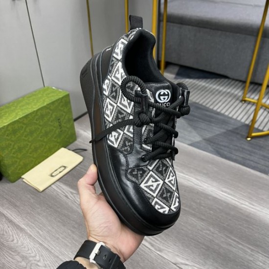 GUCCI グッチ ファッション感が急上昇! 2024SS メンズ用 カジュアルシューズ GUCCI グッチ ファッション感が急上昇! 2024SS メンズ用 カジュアルシューズ