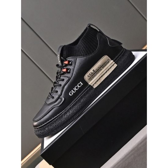 GUCCI グッチ 上品なカジュアルコーデに 2024SS メンズ用 カジュアルシューズ GUCCI グッチ 上品なカジュアルコーデに 2024SS メンズ用 カジュアルシューズ