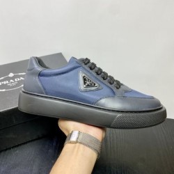 PRADA プラダ 今年の最旬トレンドになる 2024SS メンズ用 カジュアルシューズ