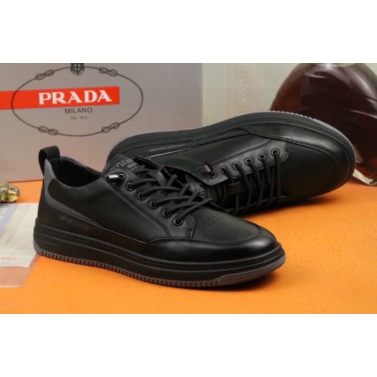 PRADA プラダ 昨年も人気のアイテム新品 2024SS メンズ用 カジュアルシューズ PRADA プラダ 昨年も人気のアイテム新品 2024SS メンズ用 カジュアルシューズ