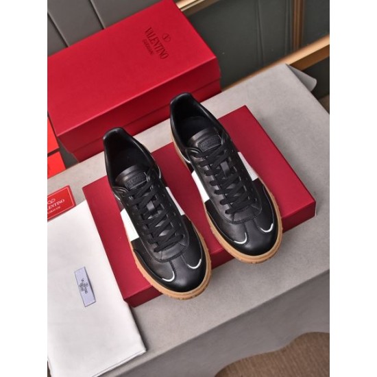 VALENTINO ヴァレンティノ ベストセラー 2024SS メンズ用 カジュアルシューズ