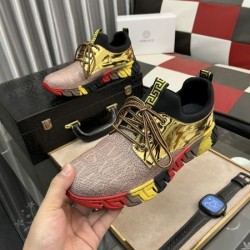 VERSACE ヴェルサーチェ 抜群な新鮮度 2024SS メンズ用 カジュアルシューズ