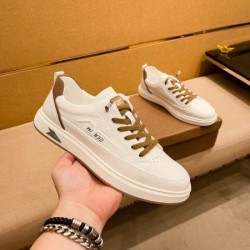 VERSACE ヴェルサーチェ 高級感 超安値 2024SS メンズ用 カジュアルシューズ