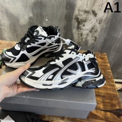 BALENCIAGA バレンシアガ カジュアルの定番 2024SS メンズ用 スニーカー