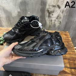 BALENCIAGA バレンシアガ カジュアルの定番 2024SS メンズ用 スニーカー