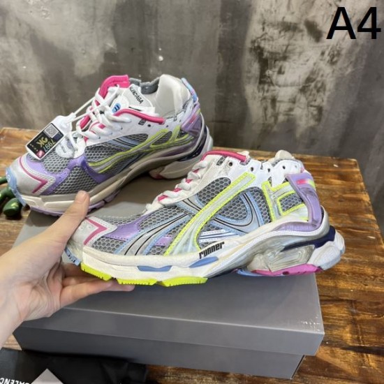 BALENCIAGA バレンシアガ カジュアルの定番 2024SS メンズ用 スニーカー BALENCIAGA バレンシアガ カジュアルの定番 2024SS メンズ用 スニーカー