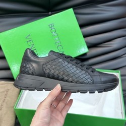 BOTTEGA VENETA ボッテガヴェネタ 今人気の上品 2024SS メンズ用 スニーカー