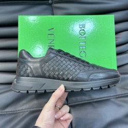 BOTTEGA VENETA ボッテガヴェネタ 話題人気商品 2024SS メンズ用 スニーカー