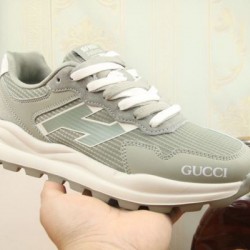 GUCCI グッチ 今シーズン最注目のトレンド 2024SS メンズ用 スニーカー