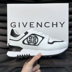 GIVENCHY ジバンシィ 今季掲げているブランド 2024SS メンズ用 スニーカー