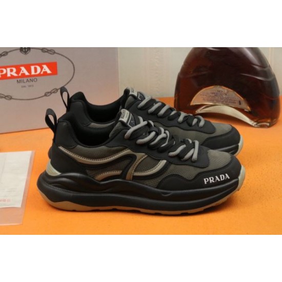 PRADA プラダ 上品ですっきり、好感度抜群 2024SS メンズ用 スニーカー PRADA プラダ 上品ですっきり、好感度抜群 2024SS メンズ用 スニーカー