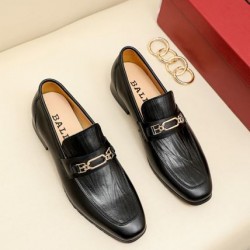 BALLY バリー 個性的な印象に仕上がり 2024SS メンズ用 ビジネスシューズ
