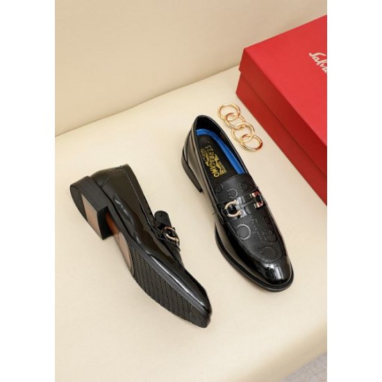 FERRAGAMO サルヴァトーレ フェラガモ 今季トレンド 2024SS メンズ用 ビジネスシューズ FERRAGAMO サルヴァトーレ フェラガモ 今季トレンド 2024SS メンズ用 ビジネスシューズ