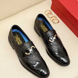 FERRAGAMO サルヴァトーレ フェラガモ 定番人気商品 2024SS メンズ用 ビジネスシューズ