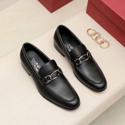 FERRAGAMO サルヴァトーレ フェラガモ 最安価格新品 2024SS メンズ用 ビジネスシューズ