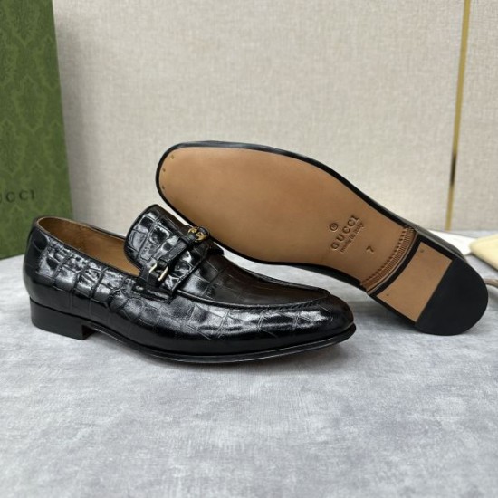 好感度が高いアイテム GUCCI グッチ 2024SS メンズ用 ビジネスシューズ