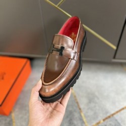 HERMES エルメス 今シーズンは特に人気 2024SS メンズ用 ビジネスシューズ