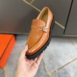 HERMES エルメス 毎シーズン人気が高い 2024SS メンズ用 ビジネスシューズ