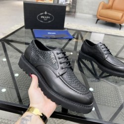 PRADA プラダ 今や定番アイテム好評品 2024SS メンズ用 ビジネスシューズ