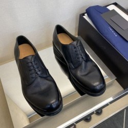 PRADA プラダ 人気が続行限定アイテム 2024SS メンズ用 ビジネスシューズ