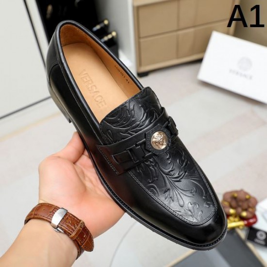 VERSACE ヴェルサーチェ 人気商品再入荷 2024SS メンズ用 ビジネスシューズ VERSACE ヴェルサーチェ 人気商品再入荷 2024SS メンズ用 ビジネスシューズ
