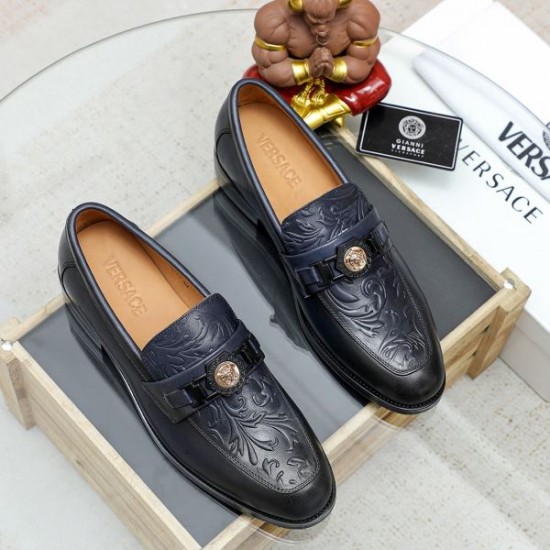 VERSACE ヴェルサーチェ 人気商品再入荷 2024SS メンズ用 ビジネスシューズ VERSACE ヴェルサーチェ 人気商品再入荷 2024SS メンズ用 ビジネスシューズ
