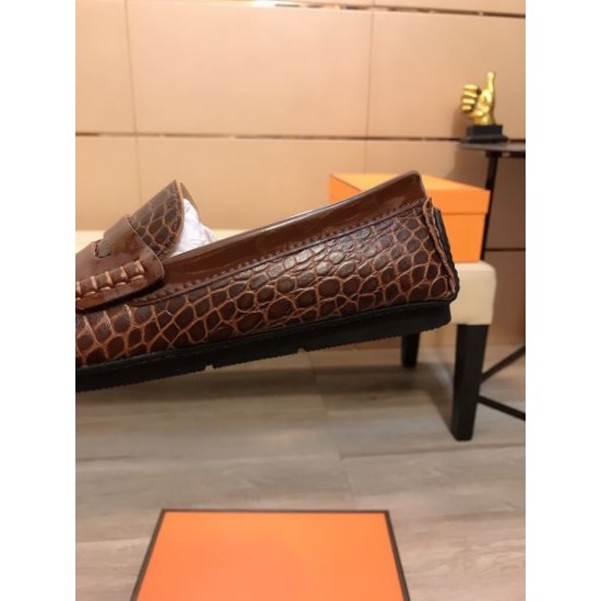 VERSACE ヴェルサーチェ 一番売れている 2024SS メンズ用 ビジネスシューズ VERSACE ヴェルサーチェ 一番売れている 2024SS メンズ用 ビジネスシューズ