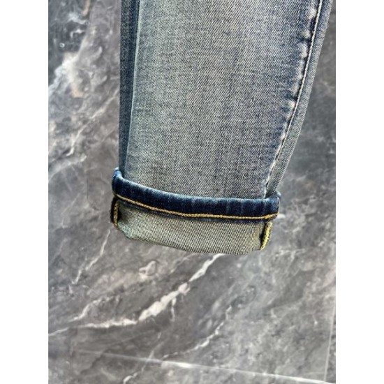 2024SS 今や定番アイテム好評品 ARMANI アルマーニ ジーパン 2024SS 今や定番アイテム好評品 ARMANI アルマーニ ジーパン