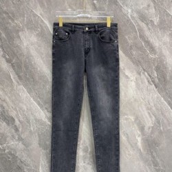 2024SS 流行の注目ブランド BURBERRY バーバリー ジーパン