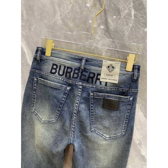 2024SS 根強い人気定番商品 BURBERRY バーバリー ジーパン 2024SS 根強い人気定番商品 BURBERRY バーバリー ジーパン