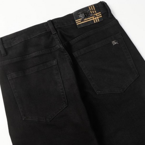 2024SS 人気セール100%新品 BURBERRY バーバリー ジーパン 2024SS 人気セール100%新品 BURBERRY バーバリー ジーパン