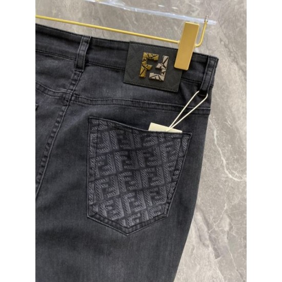 2024SS 今季はトップスにおすすめ FENDI フェンデイ ジーパン