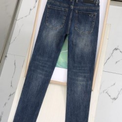 2024SS 誰でもオシャレになれる！ FENDI フェンデイ ジーパン