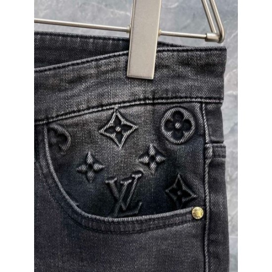 2024SS 数量限定奇跡の入荷 LOUIS VUITTON ルイヴィトン ジーパン 2024SS 数量限定奇跡の入荷 LOUIS VUITTON ルイヴィトン ジーパン