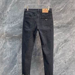 2024SS 季節感あふれる注目の新作 PRADA プラダ ジーパン