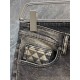 2024SS 海外セレブが注目アイテム PRADA プラダ ジーパン 2024SS 海外セレブが注目アイテム PRADA プラダ ジーパン