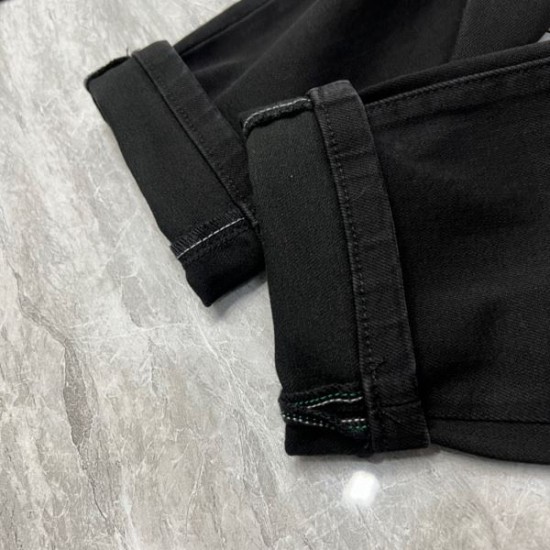2024SS 大人っぽい雰囲気 YSL イヴ サンローラン ジーパン