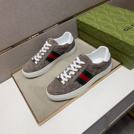 2024FW メンズ用 カジュアルシューズ GUCCI グッチ ファッション感度の高い 2024FW メンズ用 カジュアルシューズ GUCCI グッチ ファッション感度の高い