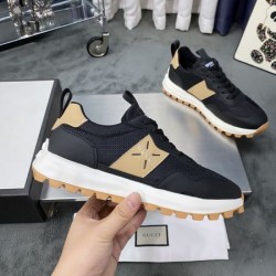 2024FW メンズ用 スニーカー GUCCI グッチ リラックスした雰囲気に