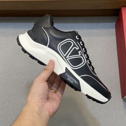 2024FW メンズ用 スニーカー VALENTINO ヴァレンティノ 注目のポイント