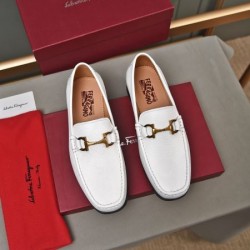 2024FW メンズ用 ビジネスシューズ FERRAGAMO サルヴァトーレ フェラガモ ロゴが素敵