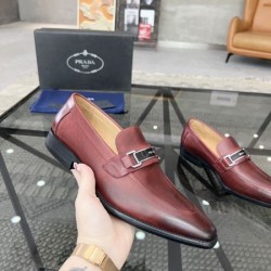 2024FW メンズ用 ビジネスシューズ PRADA プラダ 見た目以上のかっこいい
