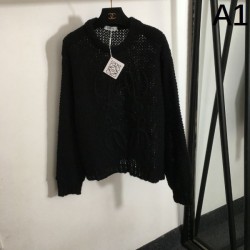 LOEWE ロエベ プルオーバーニット 2024FW 秋に向けて使えるスタイル