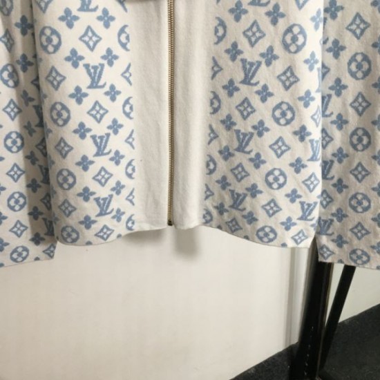 LOUIS VUITTON ルイヴィトン ニットカーディガン 2024FW 毎年定番人気商品 LOUIS VUITTON ルイヴィトン ニットカーディガン 2024FW 毎年定番人気商品