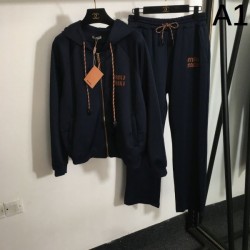 MIU MIU ミュウミュウ スポーツスーツ 2024FW 最新 話題沸騰中