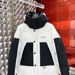 2024FW BURBERRY バーバリー カジュアルの定番 メンズ用 ダウンジャケット 